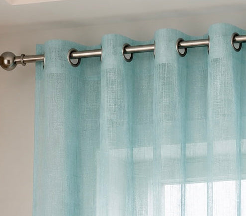 petit rideaux en voile turquoise