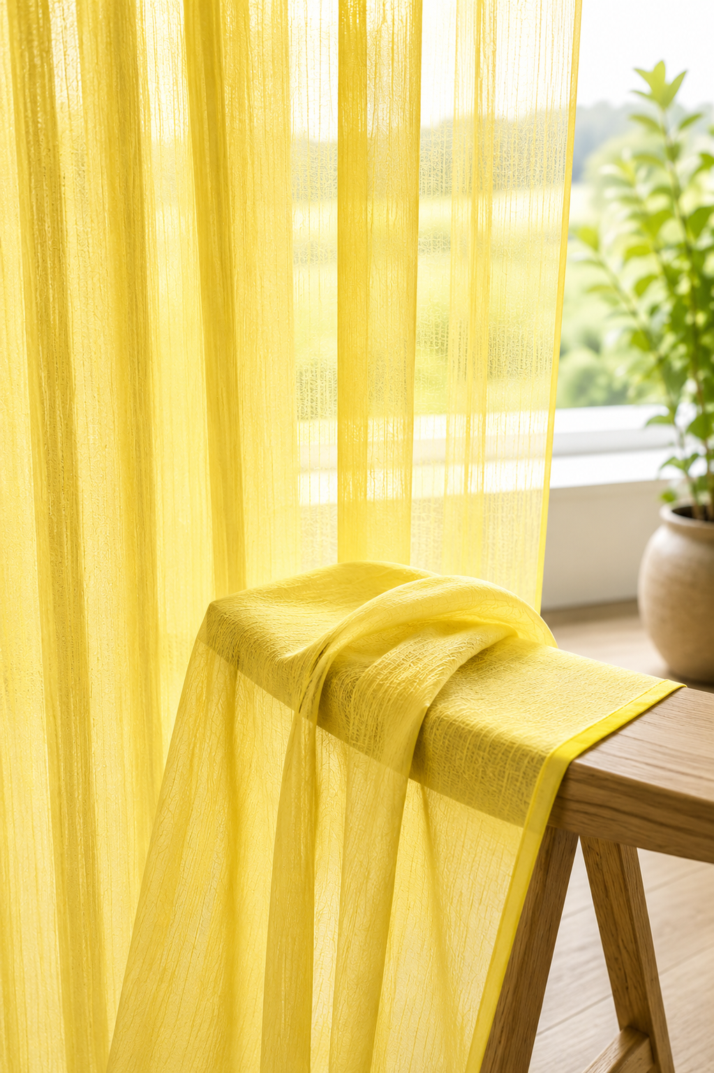 rideaux en voile jaune